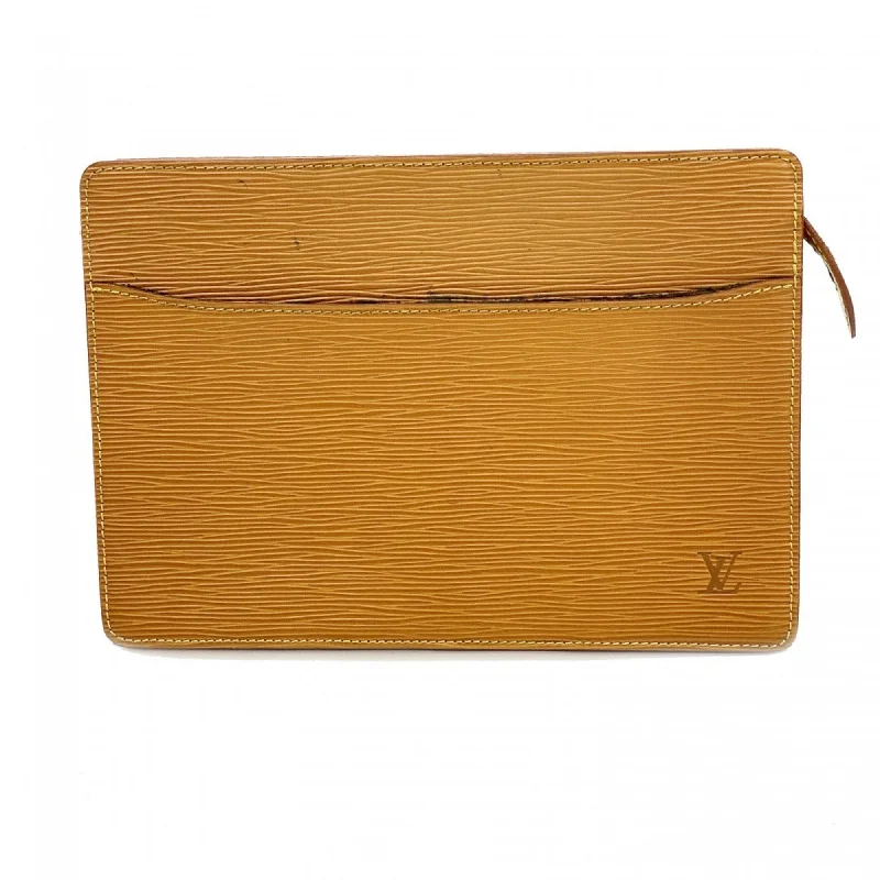 Handle bags with lightweight fabric for ease -Louis Vuitton  Clutch Bag (Pre-Owned)