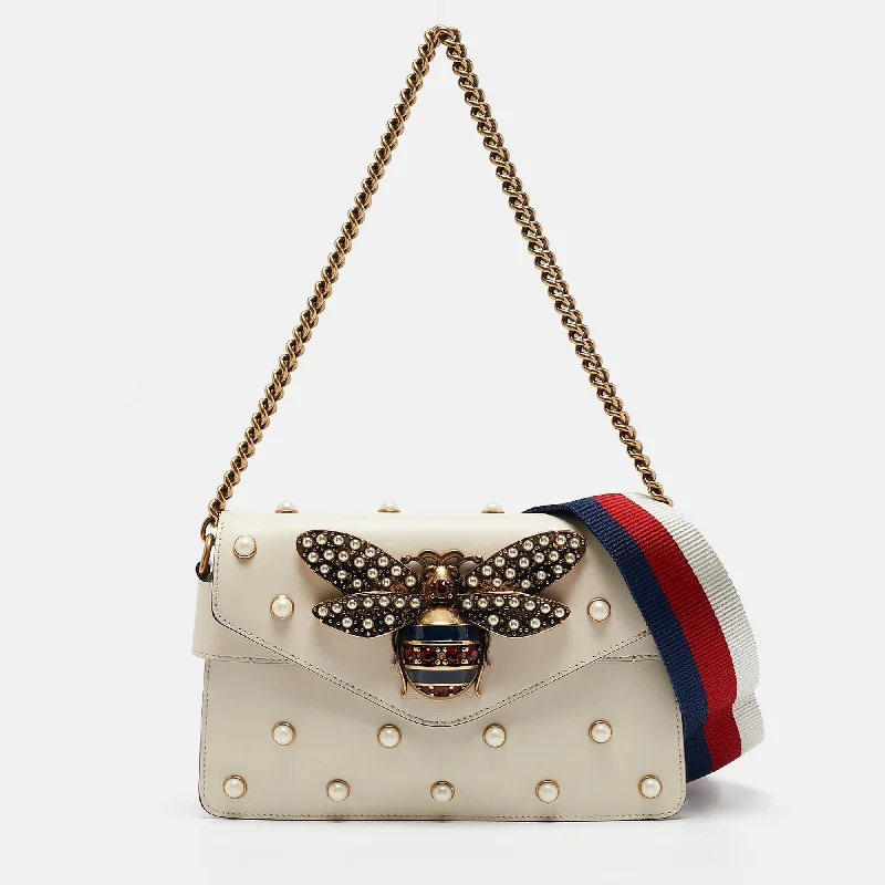 Handle bags with geometric patterns for modernity -Gucci Off White Leather Mini Pearl Studded Broadway Bee Shoulder Bag