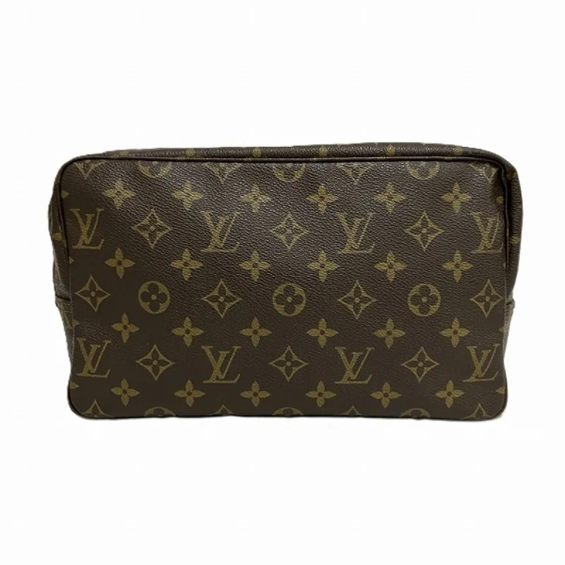 Handle bags with vibrant colors for boldness -Louis Vuitton Monogram  Monogram Clutch Bag (Pre-Owned)