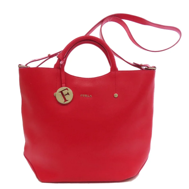 Handle bags with waterproof lining for protection -Furla  Pvc Tote Bag (Pre-Owned)