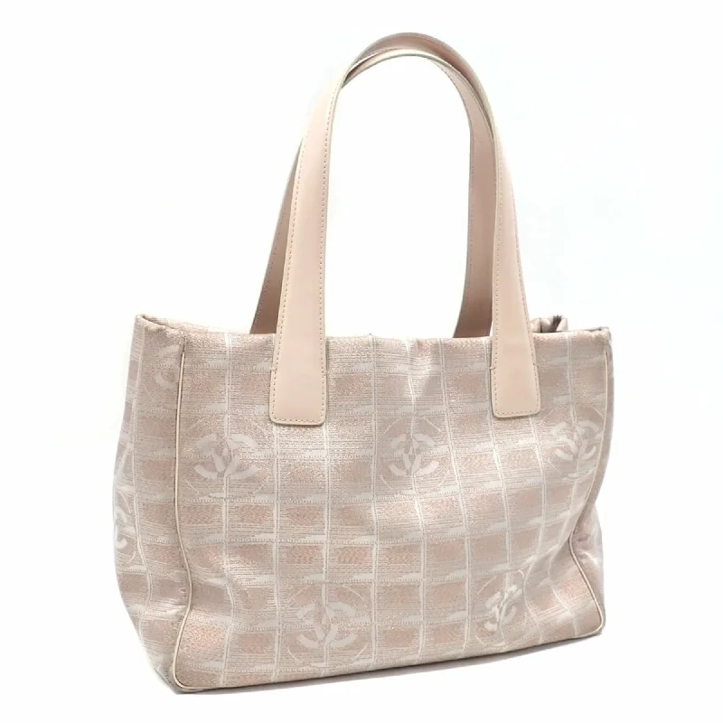 Handle bags with polka dots for fun -Chanel  New Travel Line Leather Tote Bag (Pre-Owned)