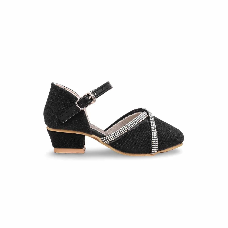 Ladies shoes featuring tie-up designs are chic -Girls Black Fancy Pumps KD0948