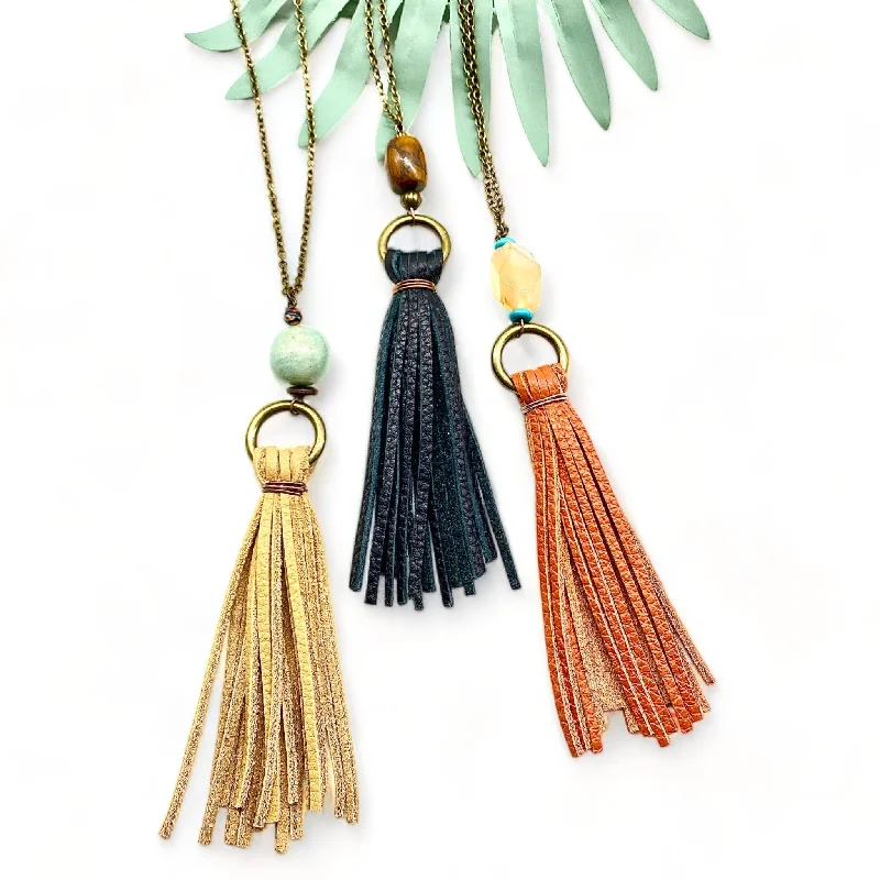 Elegant necklaces and pendants with onyx stones for a sleek, polished look-Leather Tassel necklace w/Stone