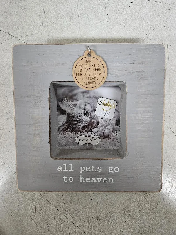 Best necklaces and pendants with layered designs for a chic, stacked look-Mud Pie| All pets go to heaven- picture frame